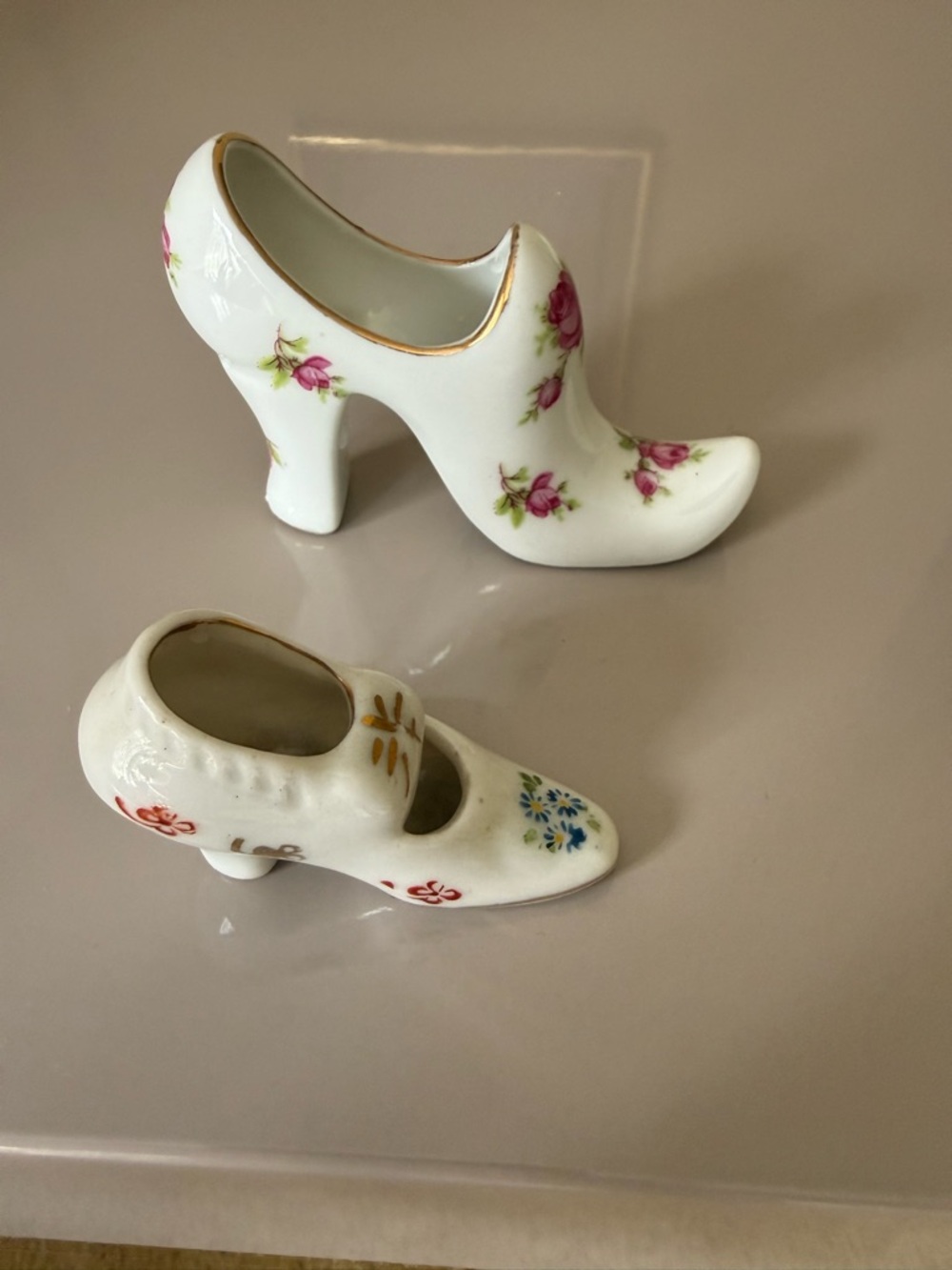 White Porcelain Floral High Heel Decorative Shoes